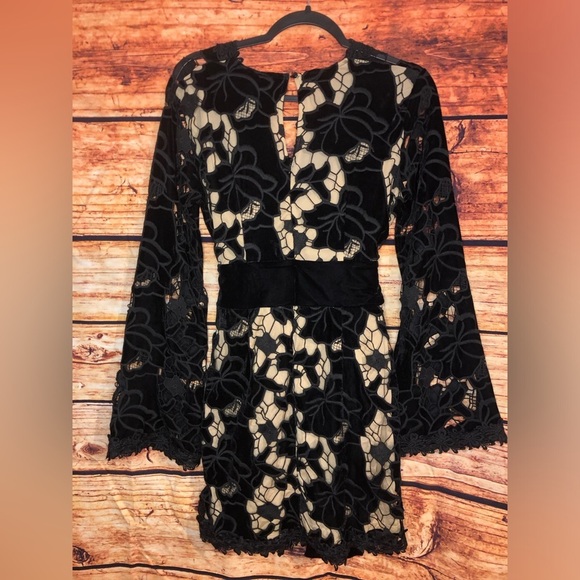 Velvet Lace Illusion Dress Black Flare Sleeve Boho Whimsigoth Flare size 16 - Picture 12 of 14